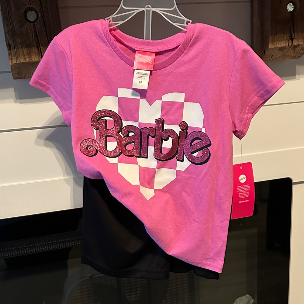 Barbie Pink Heart shorts set, size 5/6